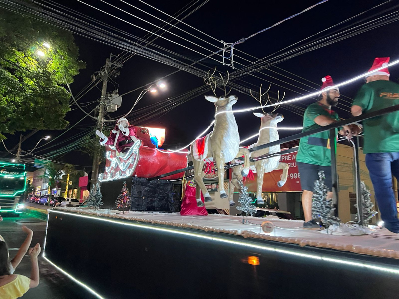 Tradicional Carreata De Natal Em Botucatu Encanta Moradores Jornal