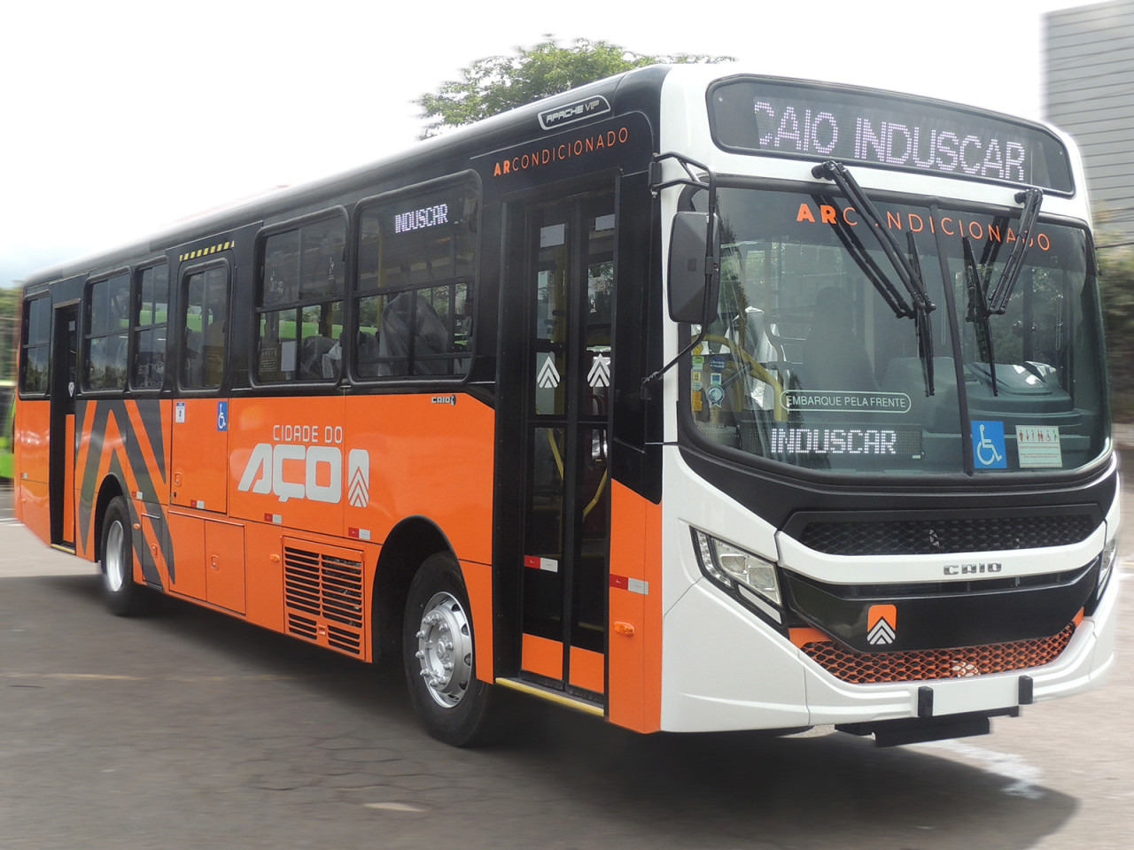 Caio fornece 15 unidades do ônibus urbano Apache Vip para a Viação