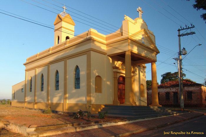 MUITA SOLIDARIEDADE NO ALMOÇO EM HOMENAGEM ÀS MÃES DE VITORIANA