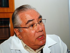 A BELA FESTA DE ANIVERSÁRIO DO PROFESSOR TRINDADE