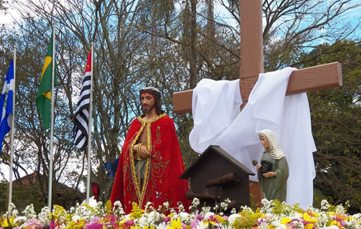 Pratânia promove festa em louvor aos santos padroeiros