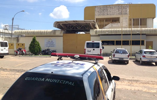 Adolescentes se insinuam aos internos da Fundação CASA