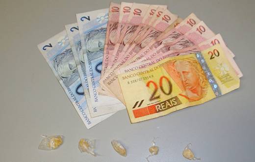 Rapaz de 18 anos é preso por tráfico de entorpecentes