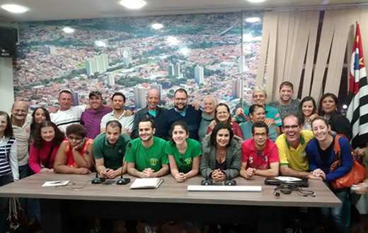 Botucatu melhora atendimento a deficientes auditivo