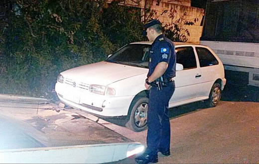 Carro furtado em Avaré é localizado em Botucatu