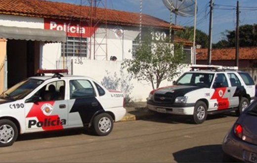 Operador tem corpo esmagado em ferragens de máquina