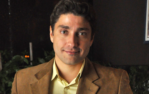 Marcelo Pardini lança livro de poesia em Botucatu