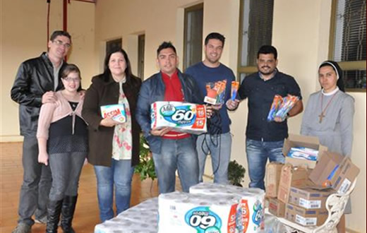 Ação social realiza doação a Vila dos Meninos