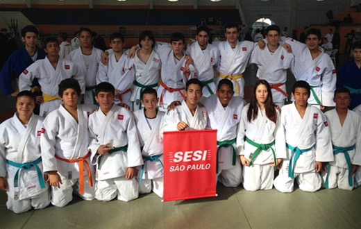 Sesi Botucatu conquista 18 medalhas em Jaú