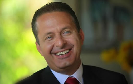 Candidato a presidente morre em acidente aéreo