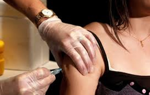 Saúde oferece 2ª dose da vacina contra o HPV