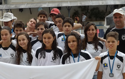 Natação da AAB participa de competição em Jaboticabal