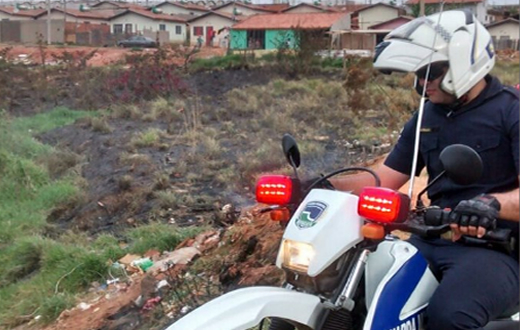 Rapaz invade casa e é acusado de provocar incêndio