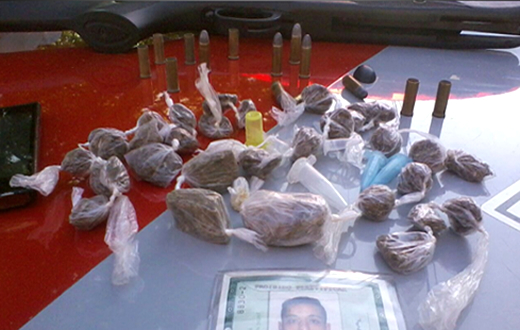 Ação da PM resulta em encontro de drogas e munições