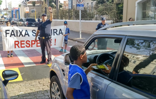 Patrulha escolar da GCM participa de bloqueio educativo