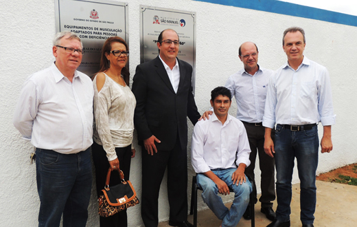 São Manuel inaugura academia ao ar livre para deficiente