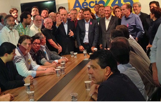 Prefeito de Botucatu participa de reunião com Aécio Neves