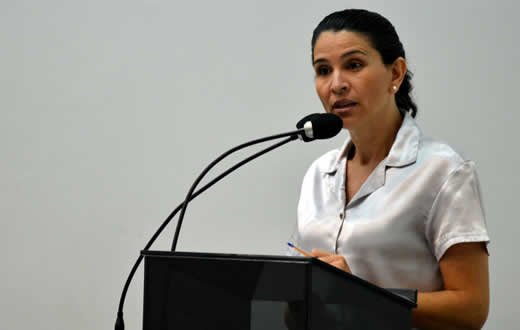 Vereadora questiona verba adicional ?  Saúde