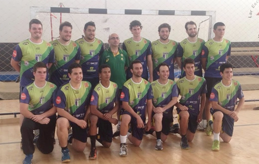 Handebol realiza treinamento com o técnico da Seleção