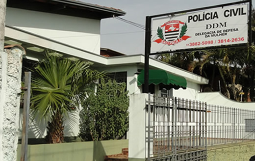 Homem se recusa a entregar filho para a mãe