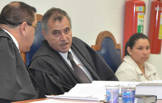 Mulher acusada de assassinar marido é absolvida