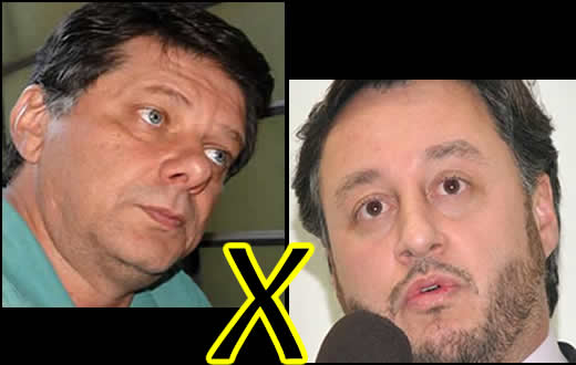 Prefeito do PSDB e ex-prefeito do PT debatem ao vivo