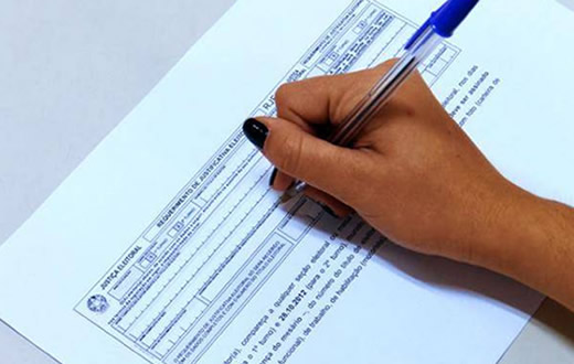 Eleitor tem 60 dias para justificar ausência na votação