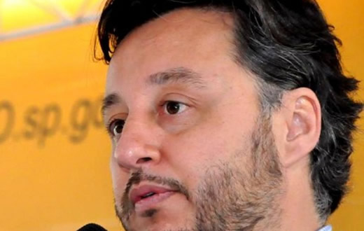 Prefeito decreta ponto facultativo nesta segunda-feira