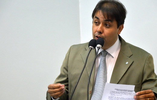 Curumim quer garantia da meia-entrada a estudantes