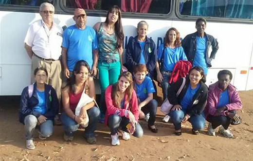 Agentes de Botucatu visitam cooperativa de Ourinhos