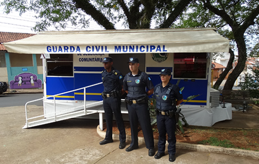 GCM faz operação preventiva na Praça Raul de Barros‏