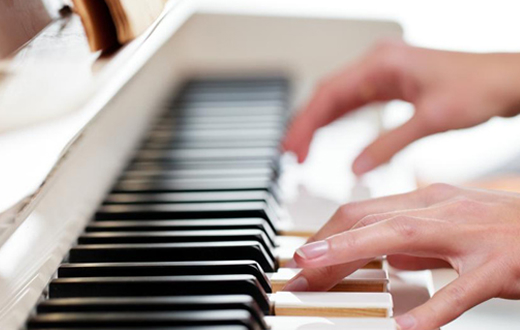 Recital de piano busca verba para o Hospital do Câncer