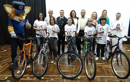 Patrulha da Paz chega à formação de 4.500 alunos