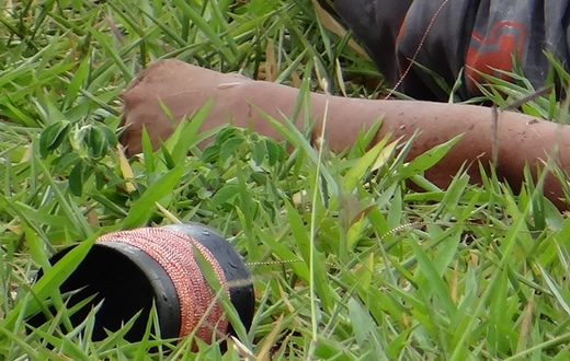 Garoto de 13 anos morre eletrocutado soltando pipa