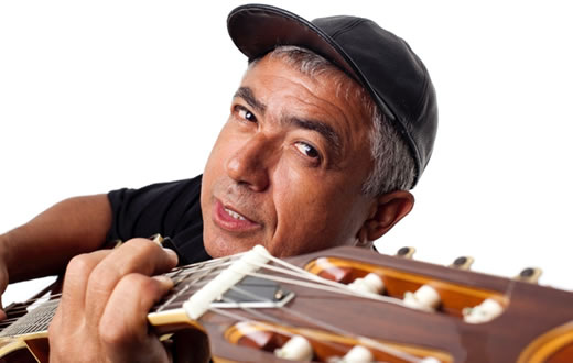 Edvaldo Santana mostra seu blues caboclo no Lageado