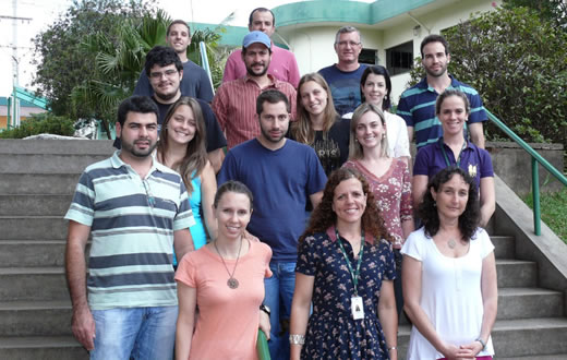 Docente chileno ministra disciplina na FMVZ/Unesp