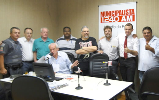 Rádio realiza a Campanha do Brinquedo 2014