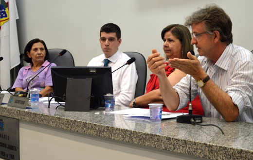 Câmara realiza debate sobre violência doméstica