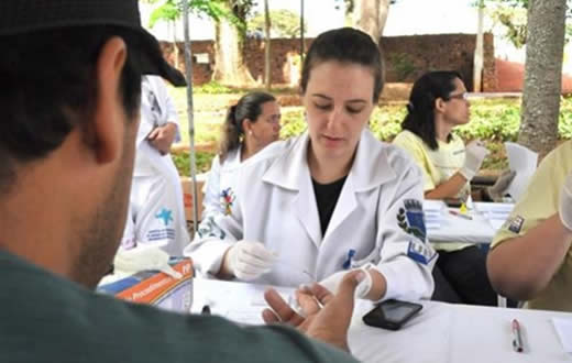 Programa realiza ações de combate ao HIV e sífilis