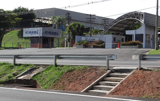 Concessionária se manifesta sobre  escada em rodovia