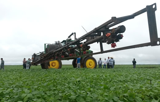 Alunos da FCA/Unesp fazem visita a propriedades rurais