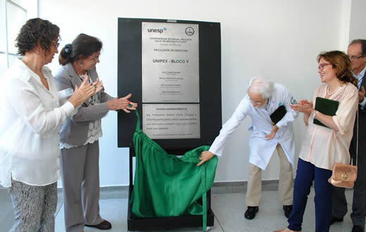 FMB inaugura estrutura de pesquisa multiusuário