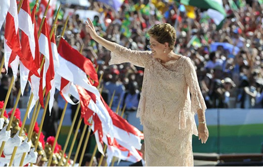 Presidente reeleita inicia o seu segundo mandato