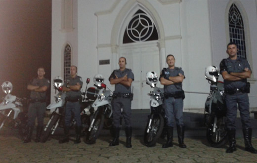 PM detém menor em saidinha com moto furtada