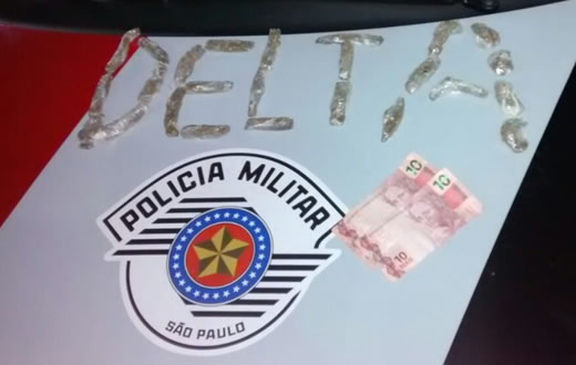 PM realiza flagrante de tráfico de drogas na Cohab IV