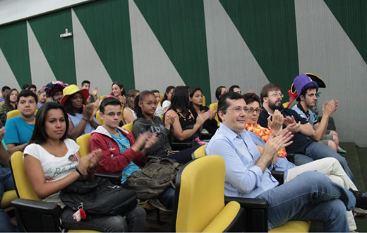 IB promove oficinas de férias para alunos do ensino médio