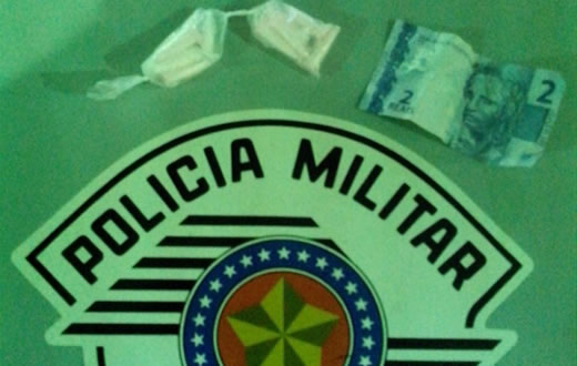Rapaz é preso com cocaína no Jardim Peabiru