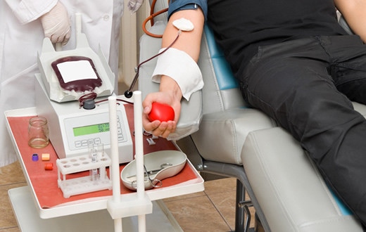 Página no facebook faz campanha de doação de sangue