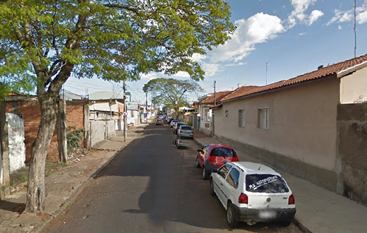 Industriário é roubado por dupla em moto na saída do banco