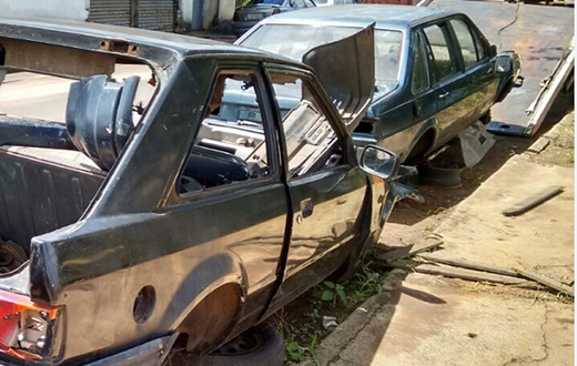 GCM  recolhe vários carros abandonados em via pública